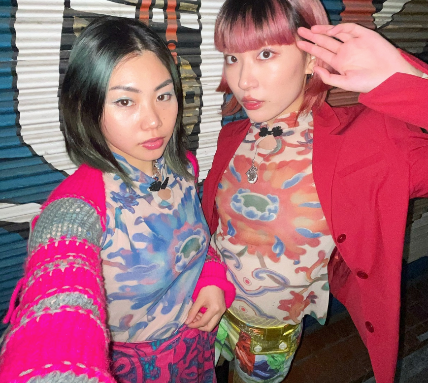Space flower skin top