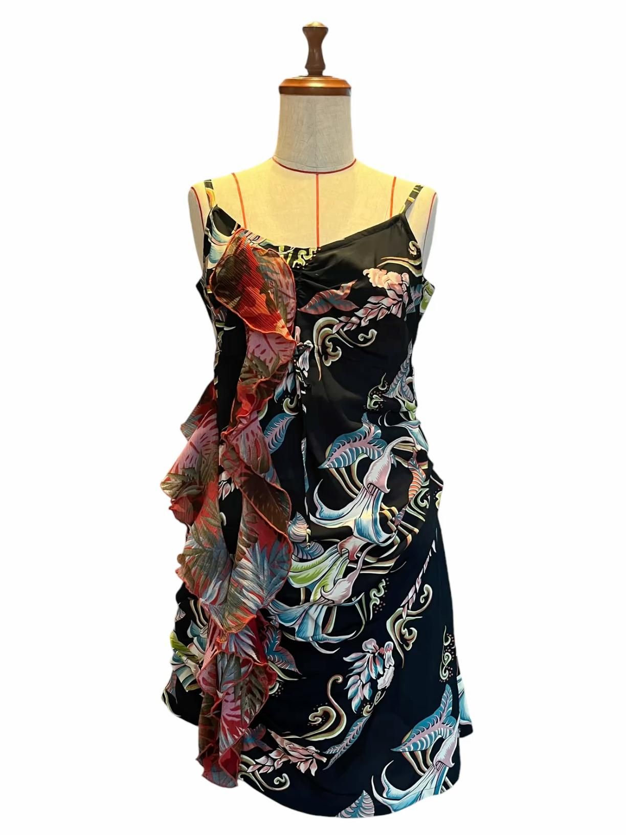 dress_🟣DOKKAVIVID_a2f01262 _衣装リース spiceroom by dokkavivid