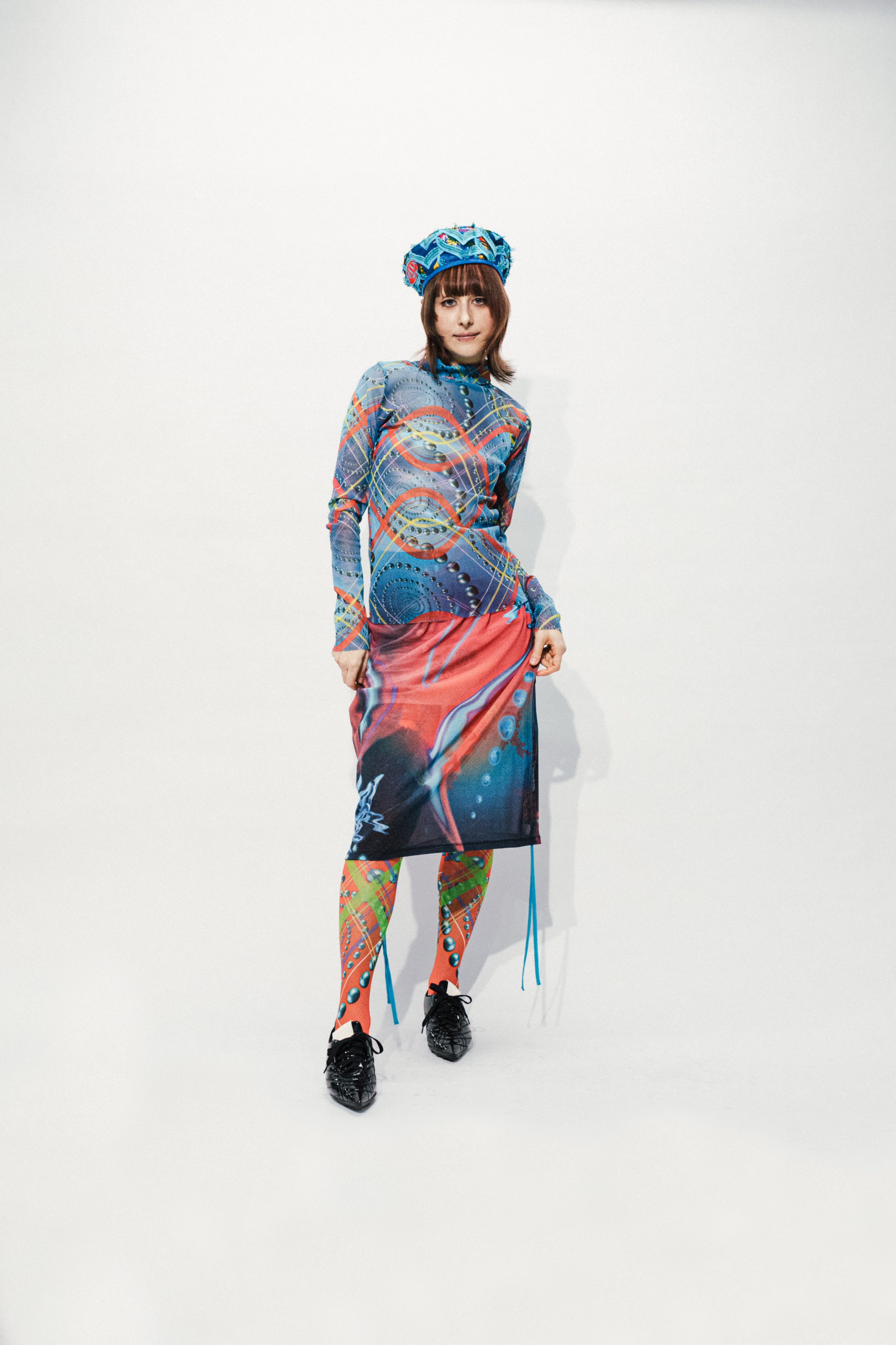 SPIRAL CHECK High-neck Tops