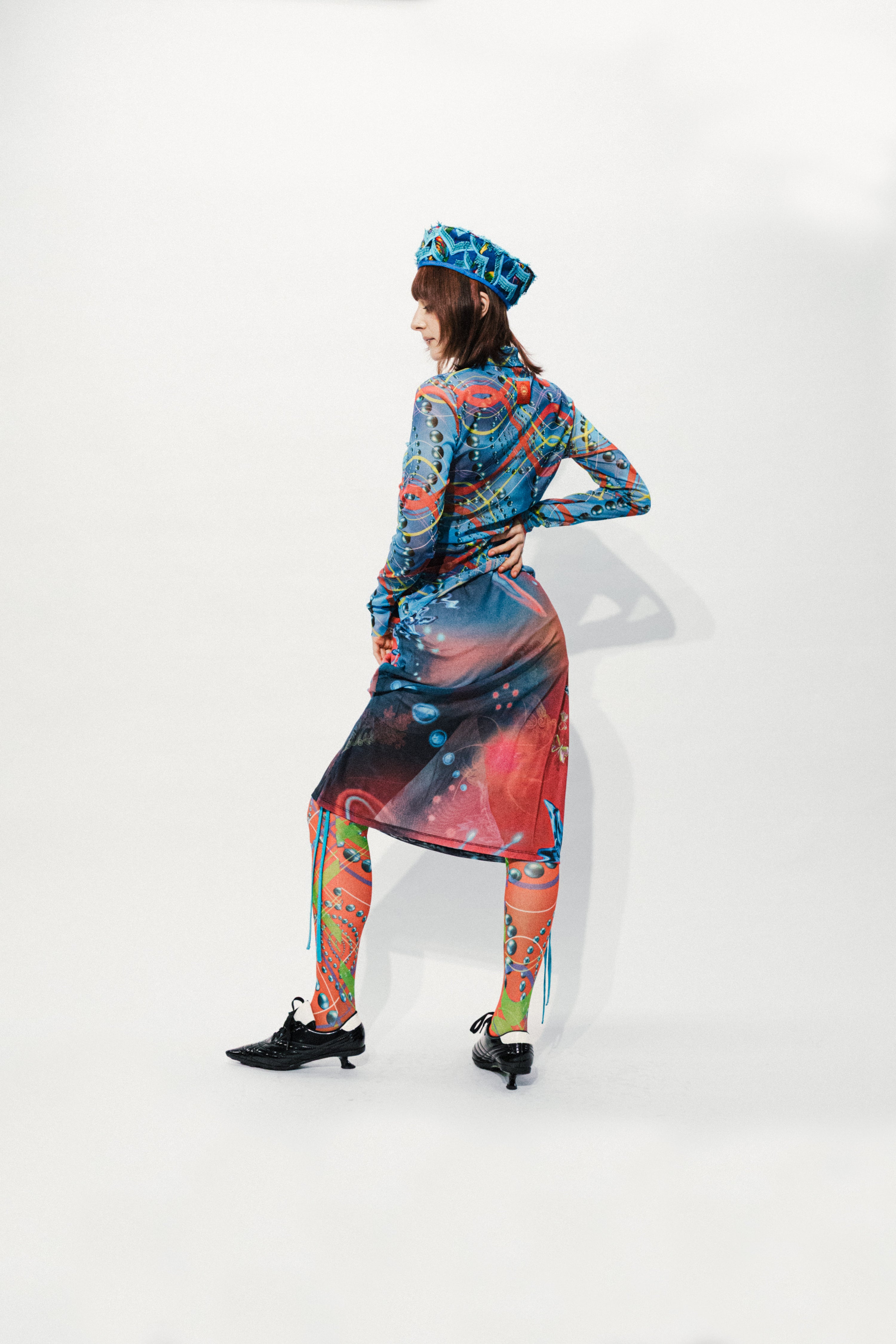 SPIRAL CHECK High-neck Tops