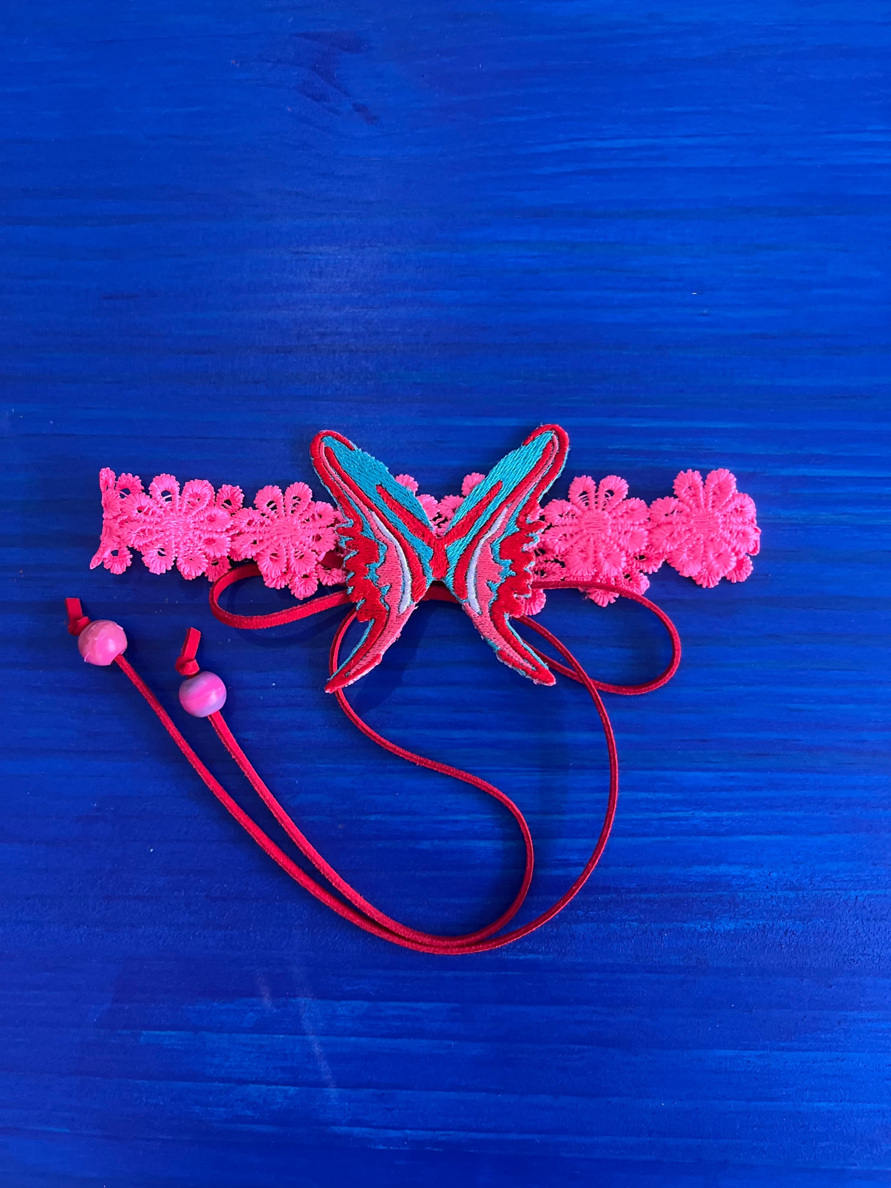Pink flower choker